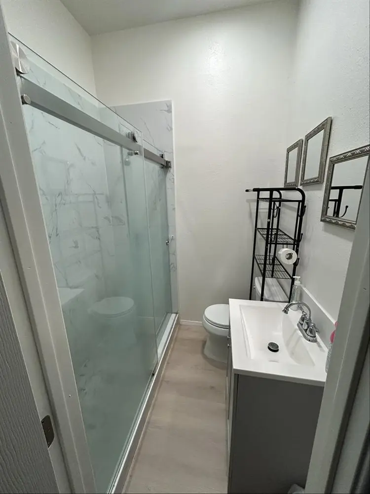 😻 Cat friendly private room
