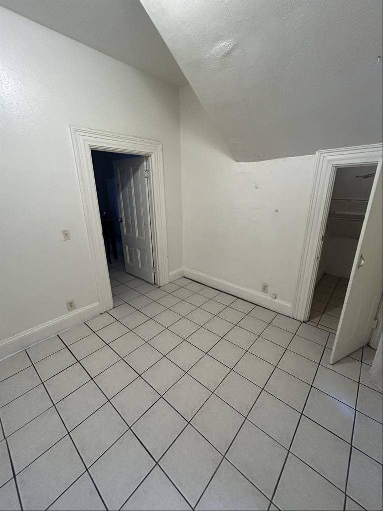 😻 Cat friendly private room