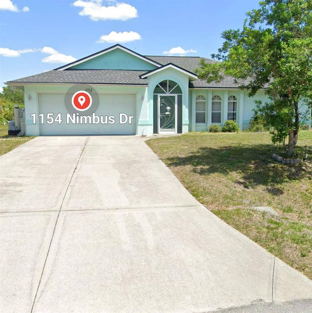 Looking for roommates.
