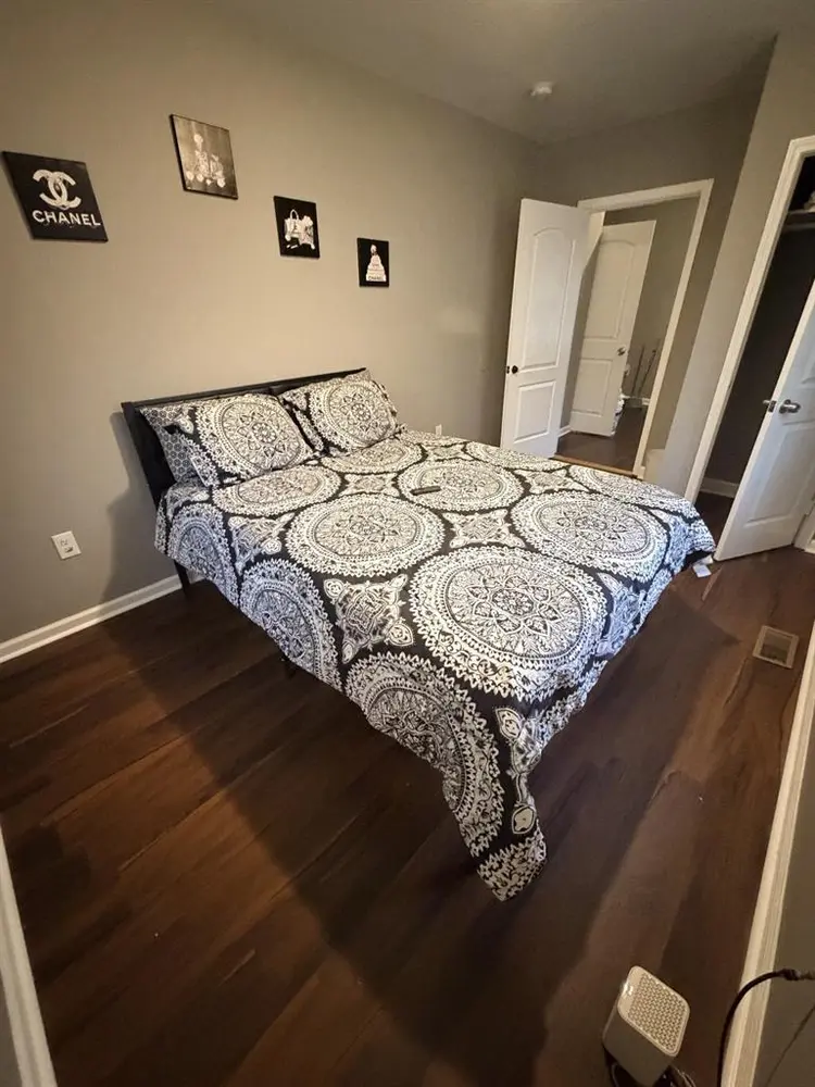 Room for rent 225 weekly