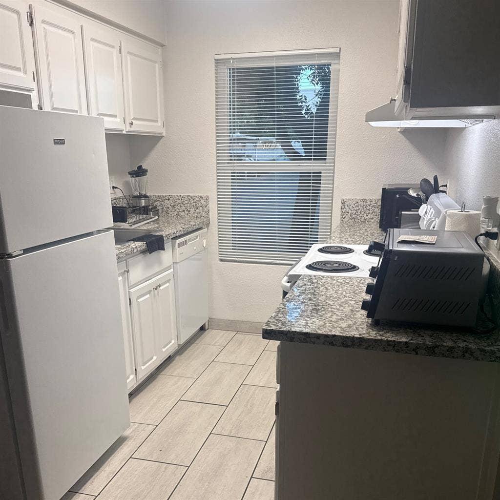 Bedroom for rent.