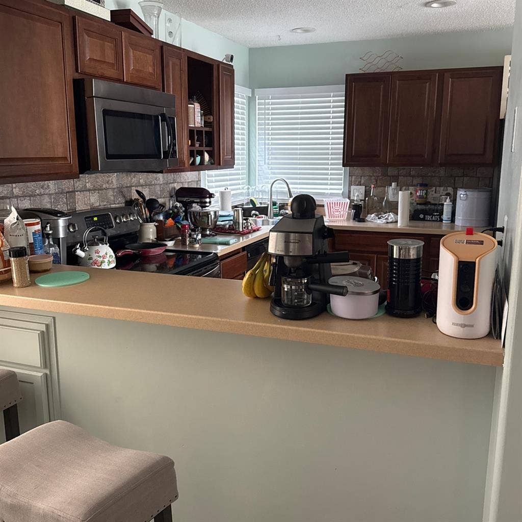 Looking for a roommate
