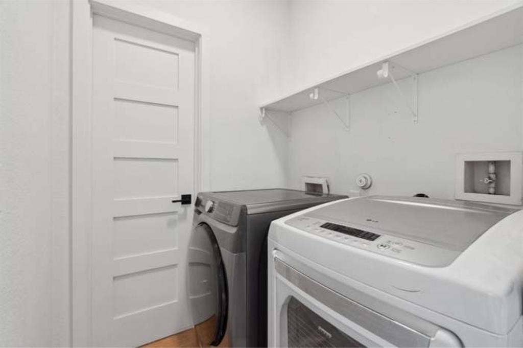 2 rooms for rent!