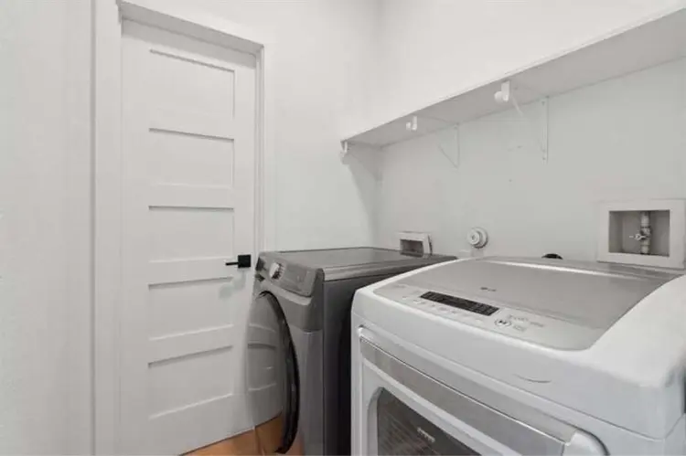 2 rooms for rent!