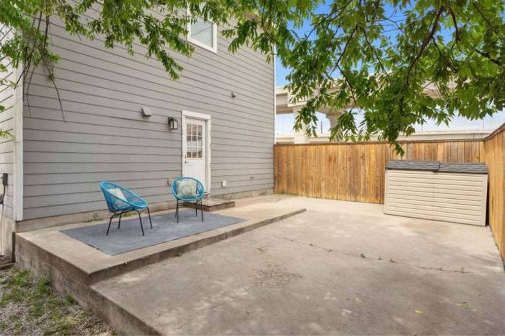 2 rooms for rent!