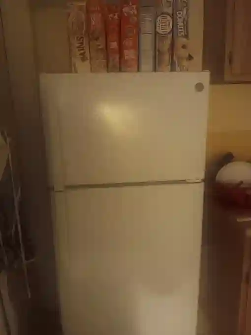 Seeking a roommate to rent a room
