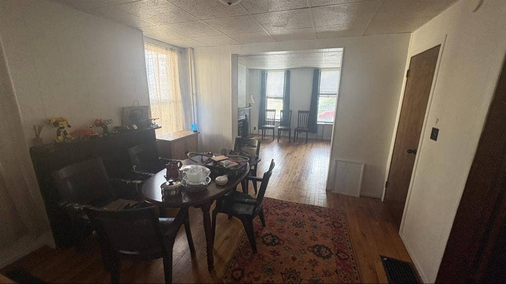 2 bed 1 bath, first floor