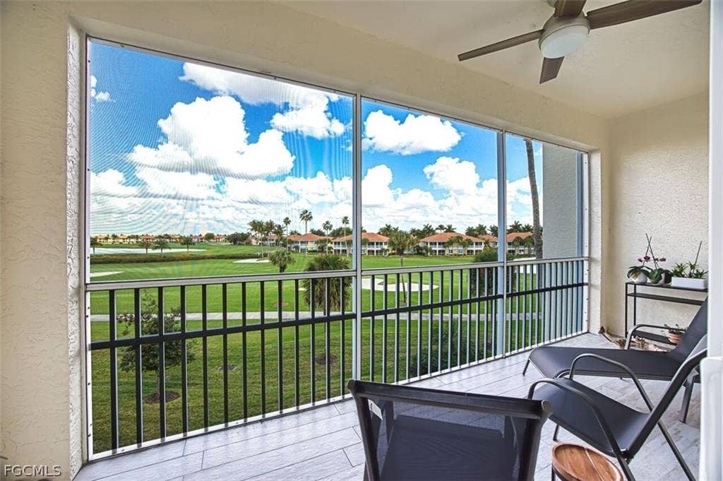 Golf & Lake View Condo Gem