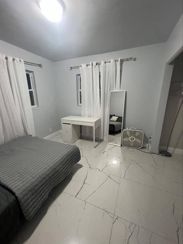 Room for rent