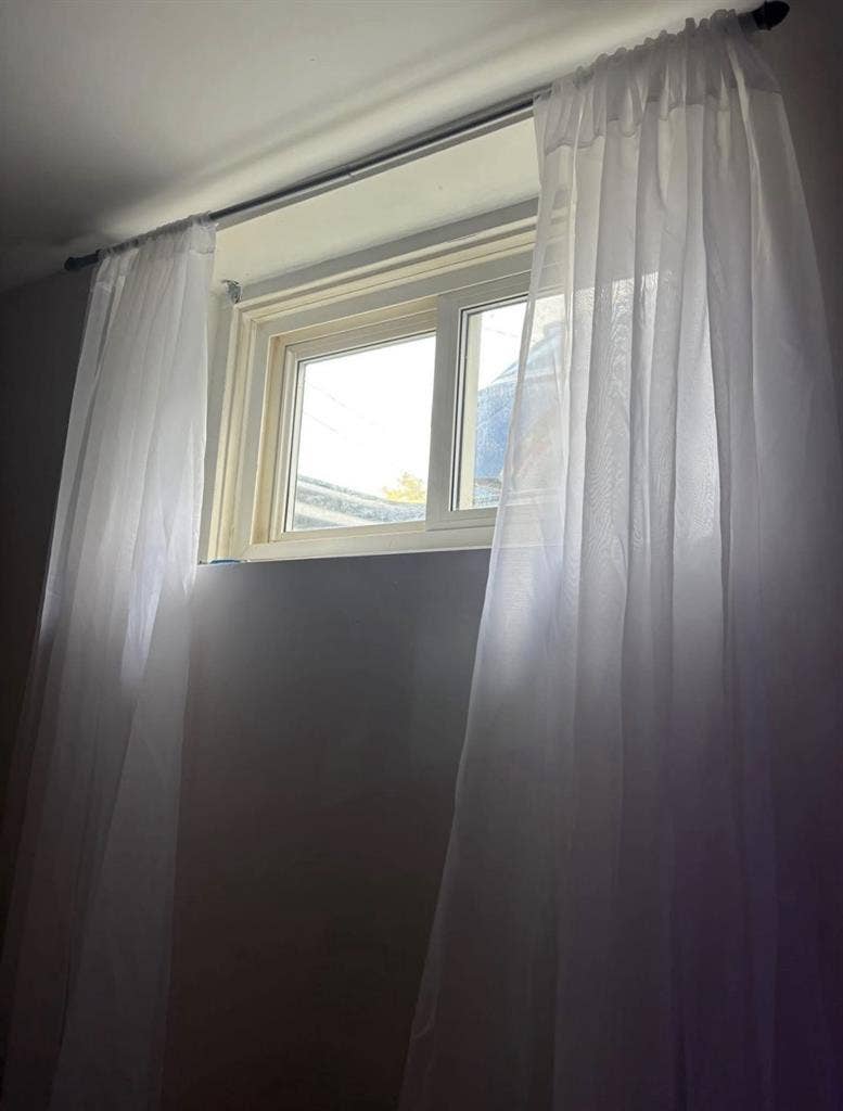 Large room in 2 bedroom apartment
