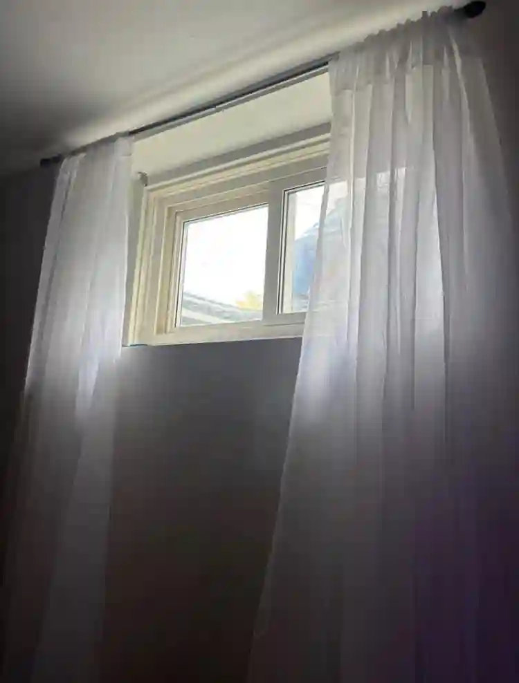Large room in 2 bedroom apartment