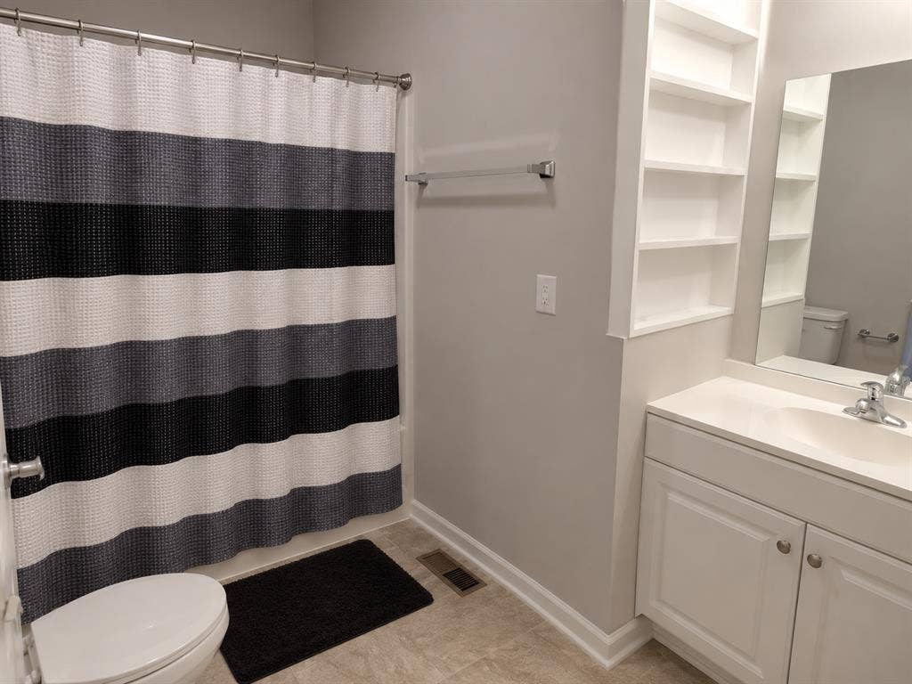 Furnished Private Room + Bath, WiFi