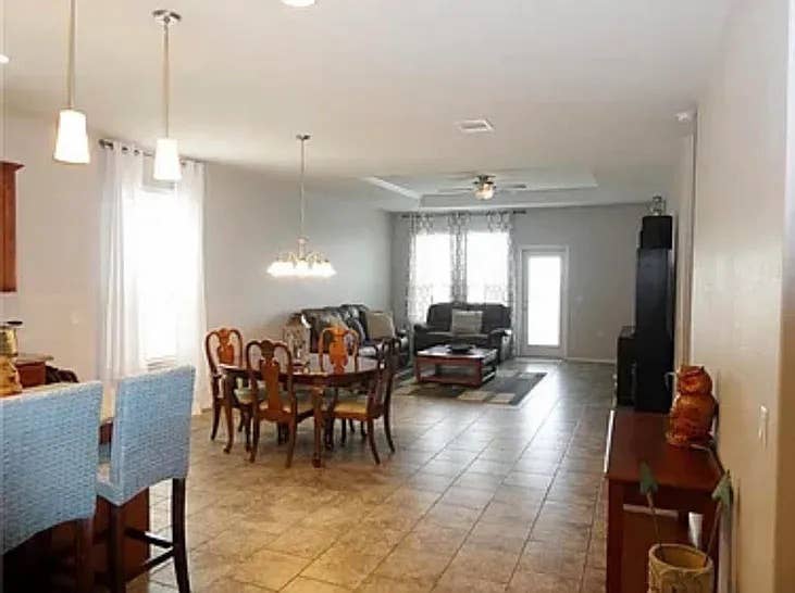 3 BR in Austin
