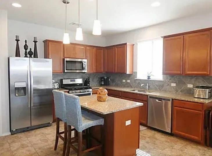 3 BR in Austin