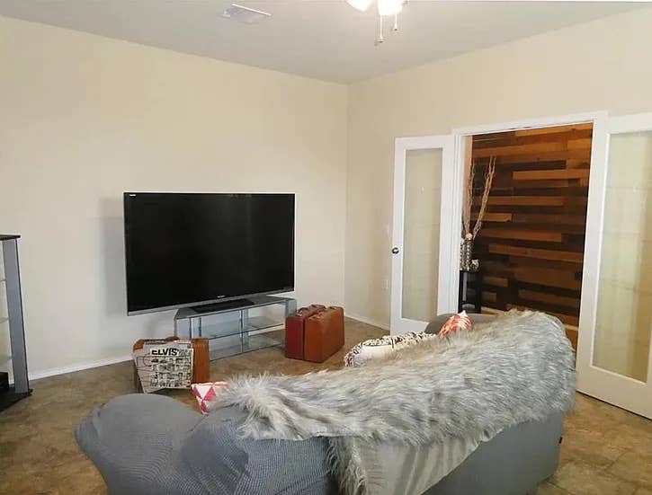 3 BR in Austin