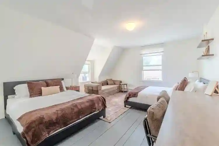 4 bedroom, 1 bath apartment