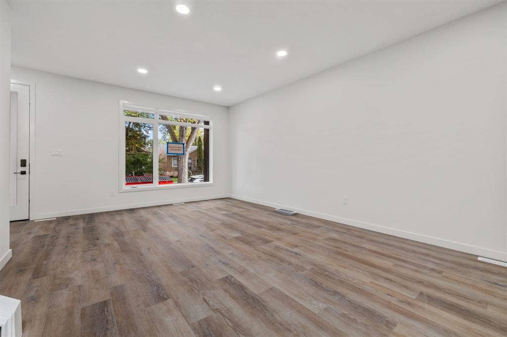 5-bedroom Luxury Rental in McKernan