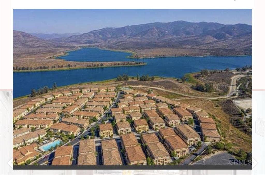 Room for rent in Eastlake