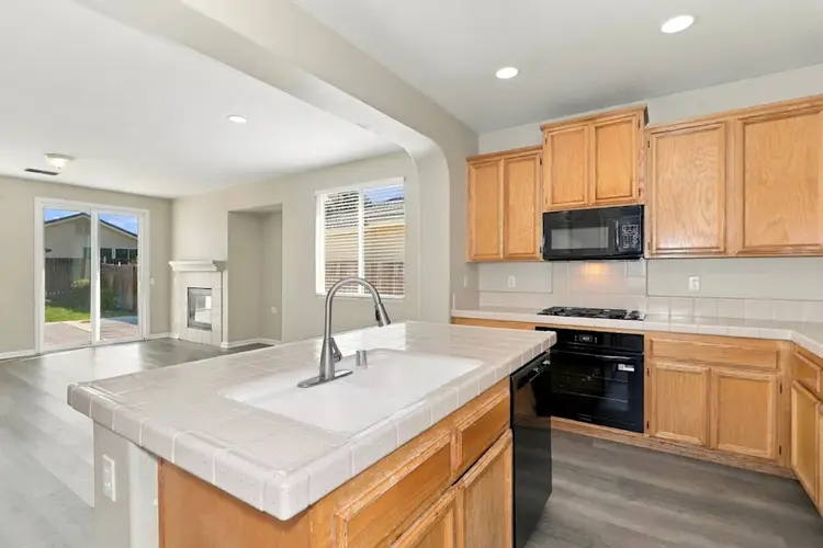 New Listing*Modern Family Home"