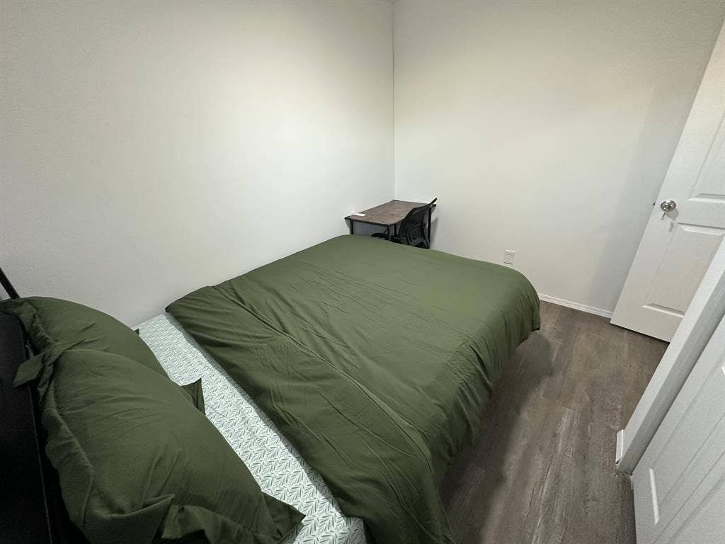Katy Bedroom 1