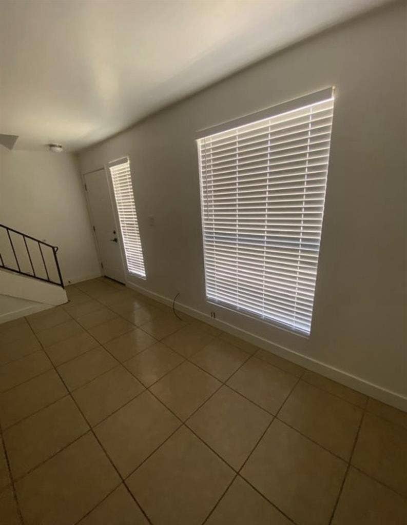 2BR/1BA Apartment for Rent