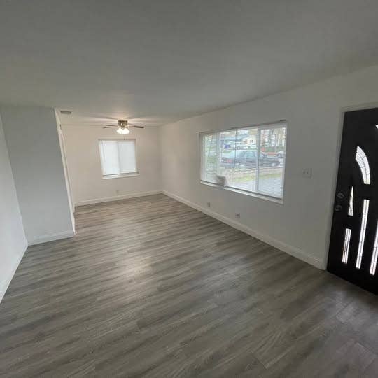 Private Room for Rent - Near BC