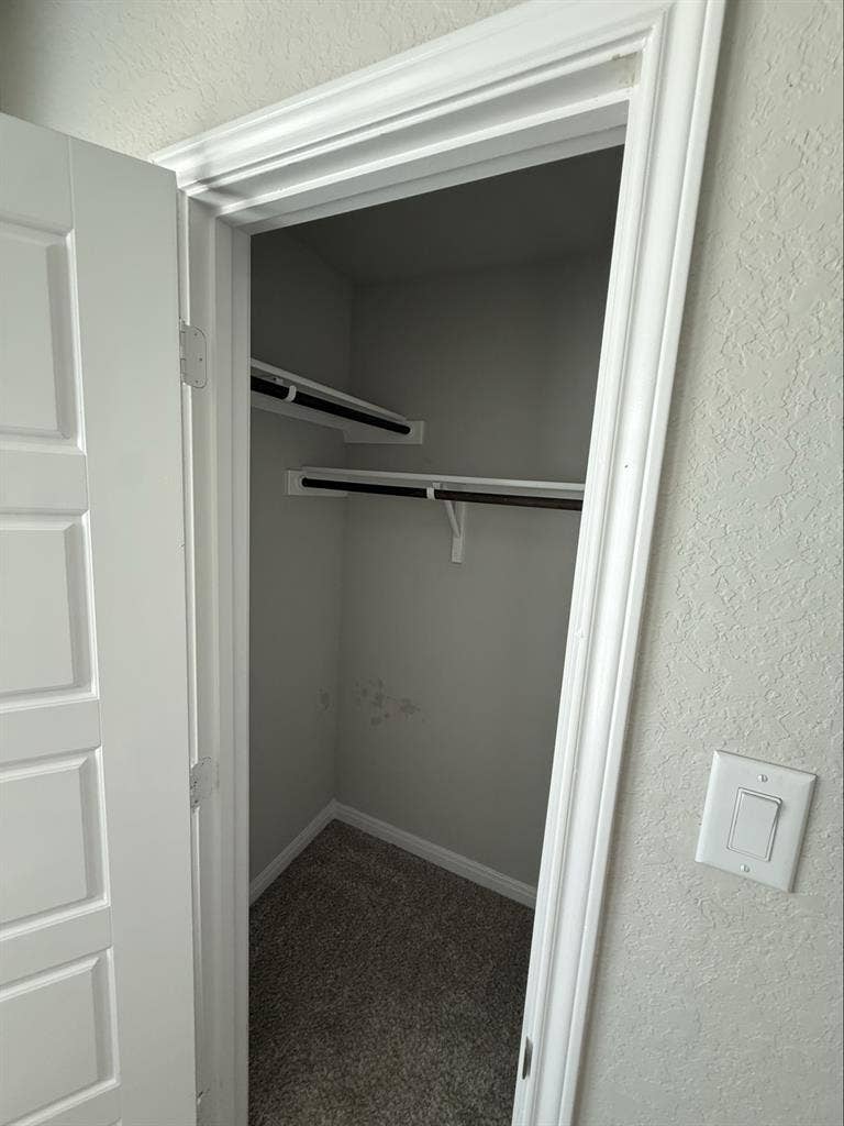 Looking for a female roommate.