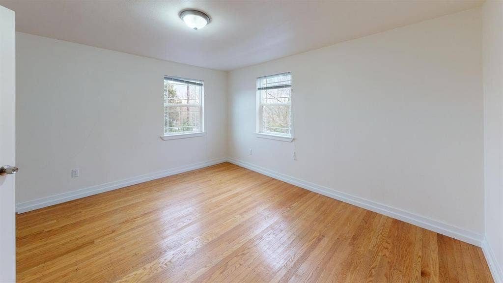 1 BR in Seattle