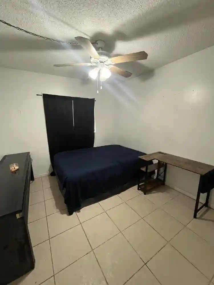 Room for rent 1,000 monthly!