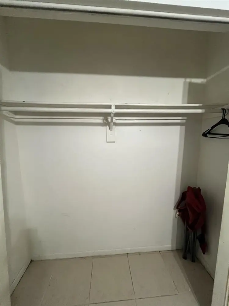 Room for rent 1,000 monthly!