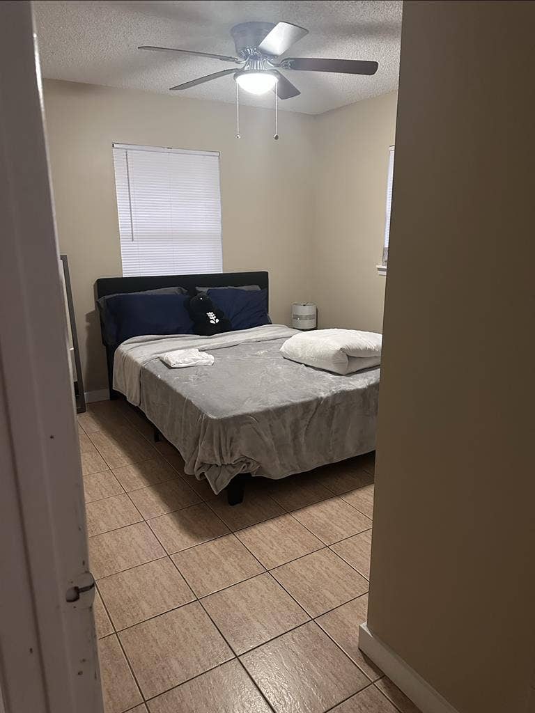 Room for rent