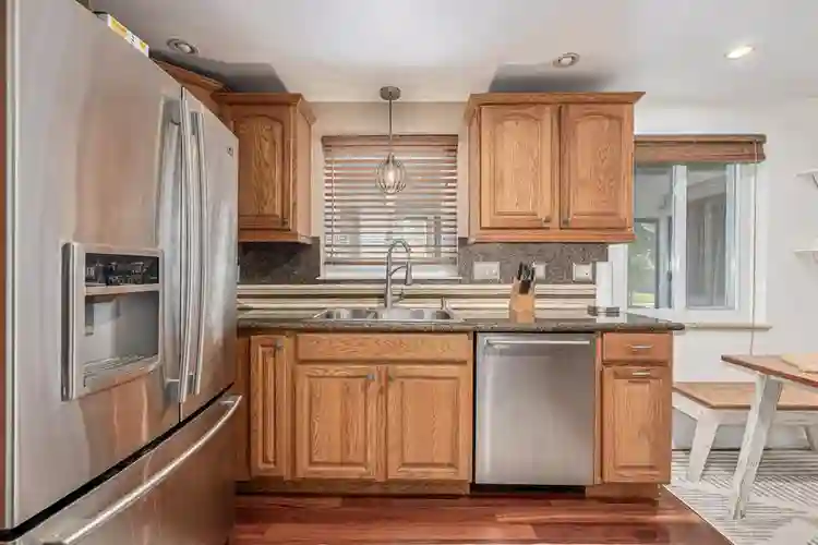Looking for Roomate West Highlands!