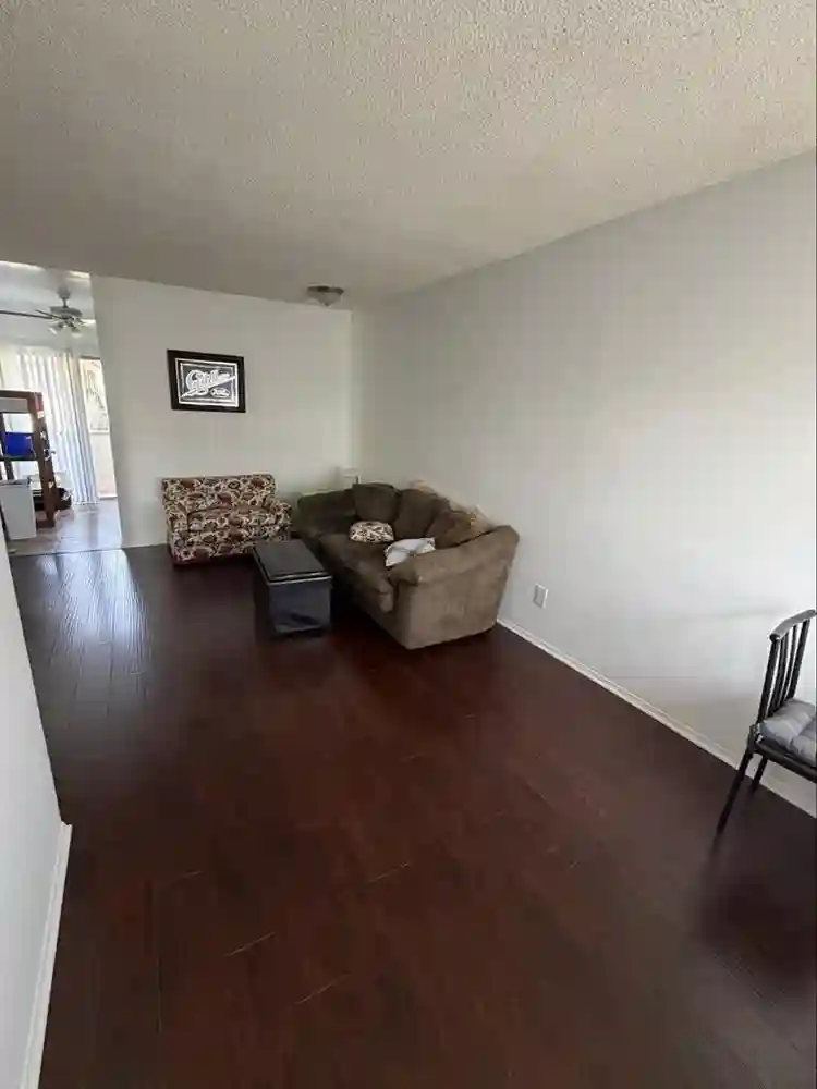 2 bed 2 bath east la