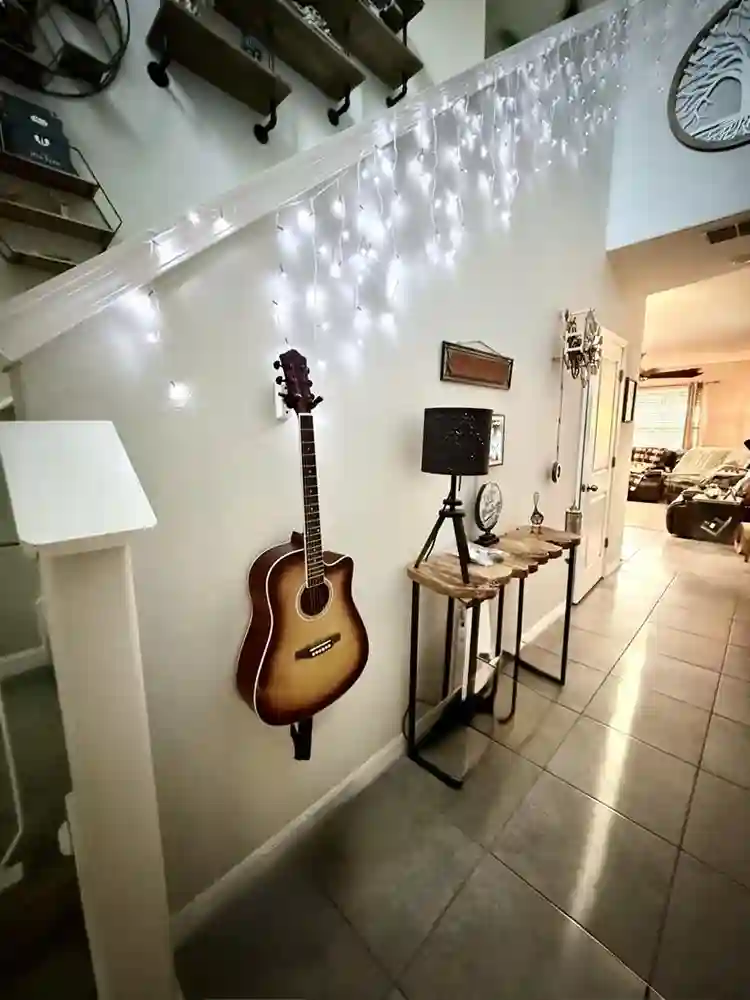 Furnished room for professional