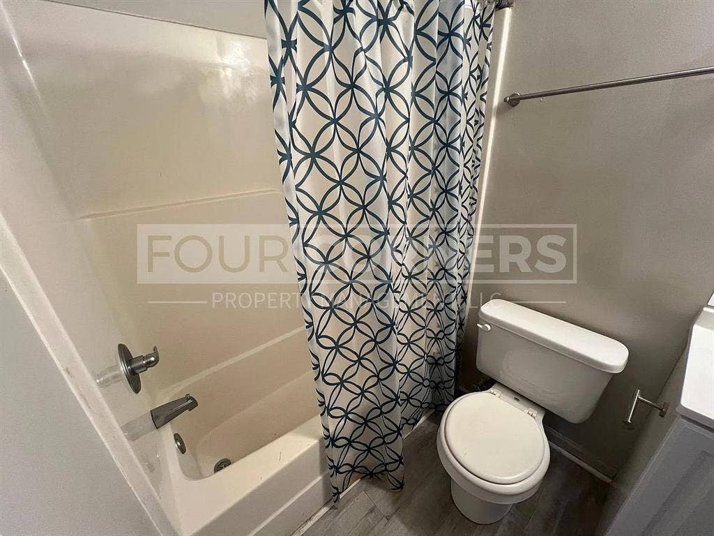 2 BR in Greensboro
