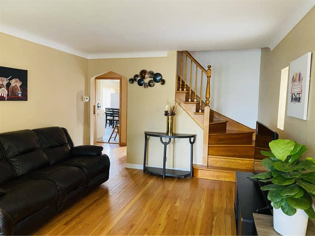 Full furnished private room rent