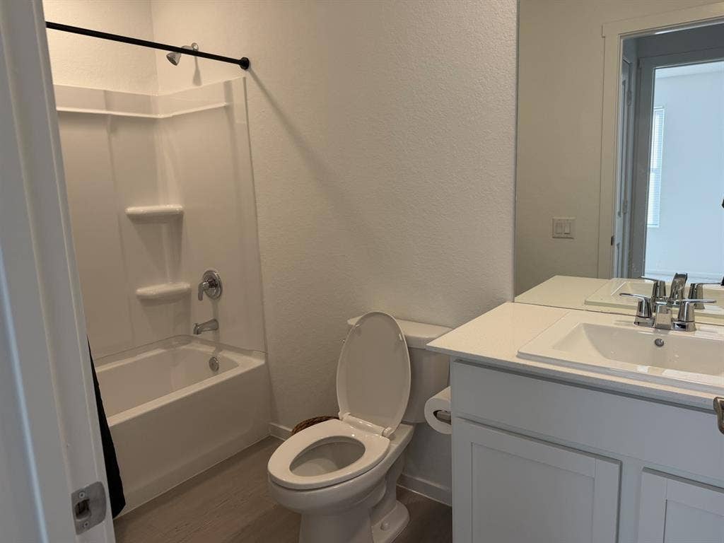 Private Room & Bathroom