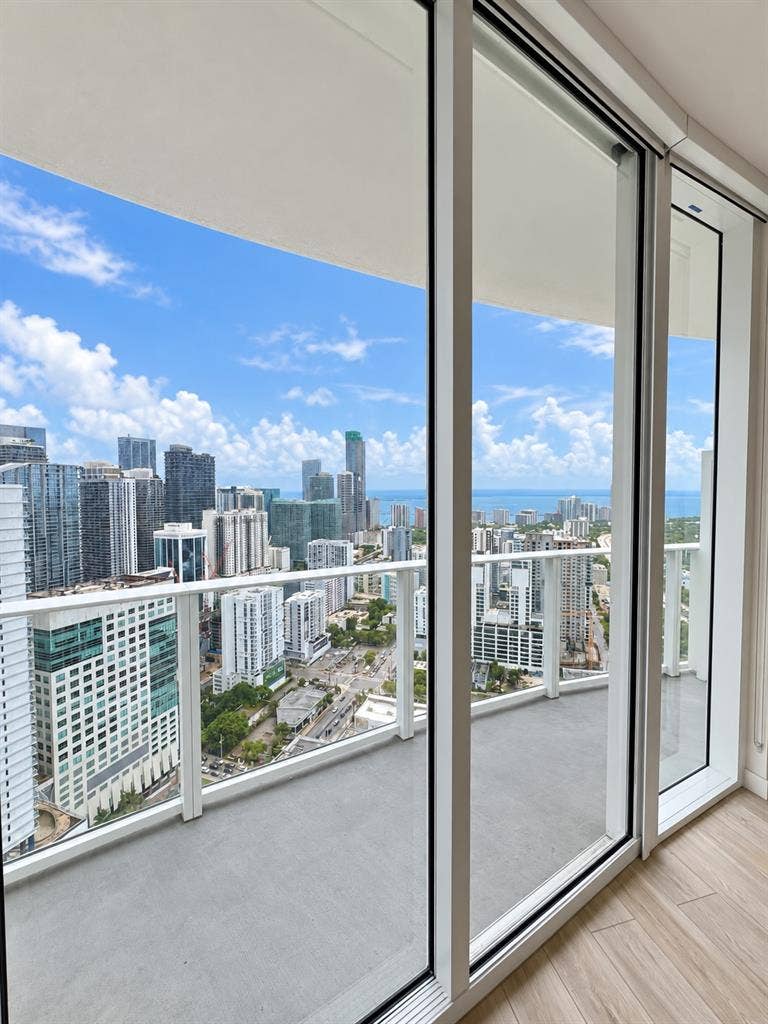 Winter in Brickell | 2BR with Views