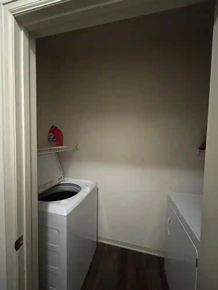 Ashburn Roomie Needed for 2x2