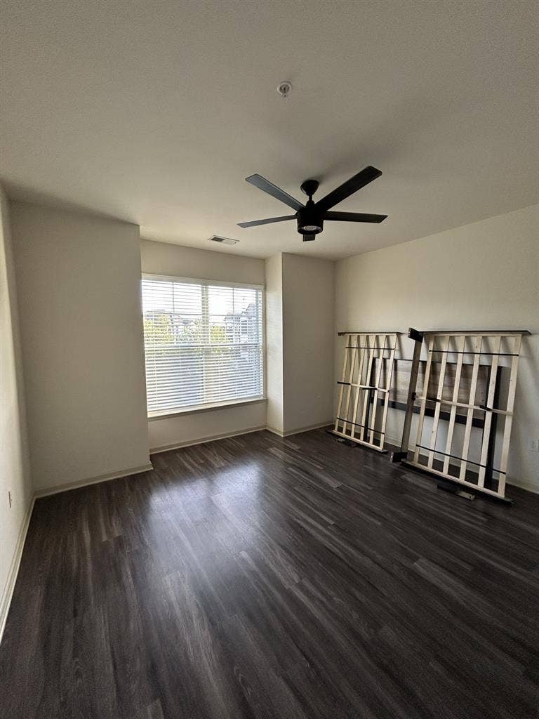 Ashburn Roomie Needed for 2x2