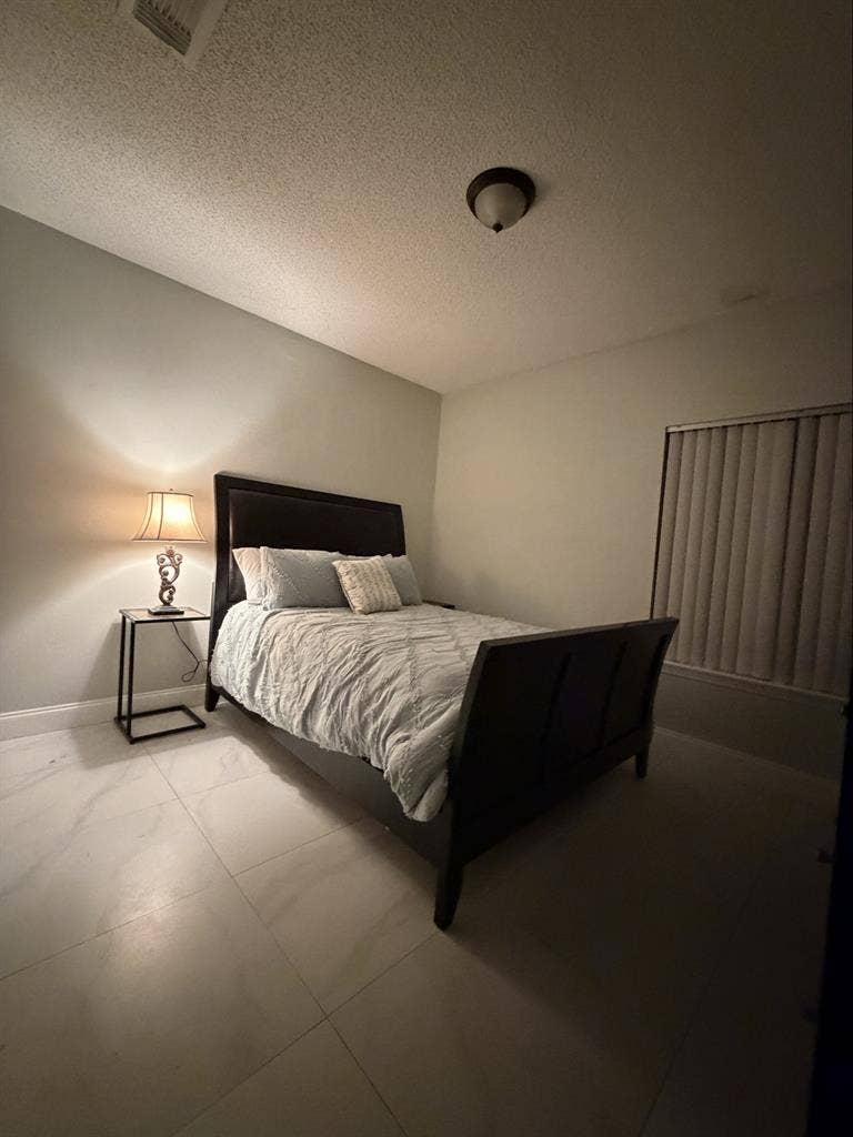 Bedroom Private Bath: Luxury Condo