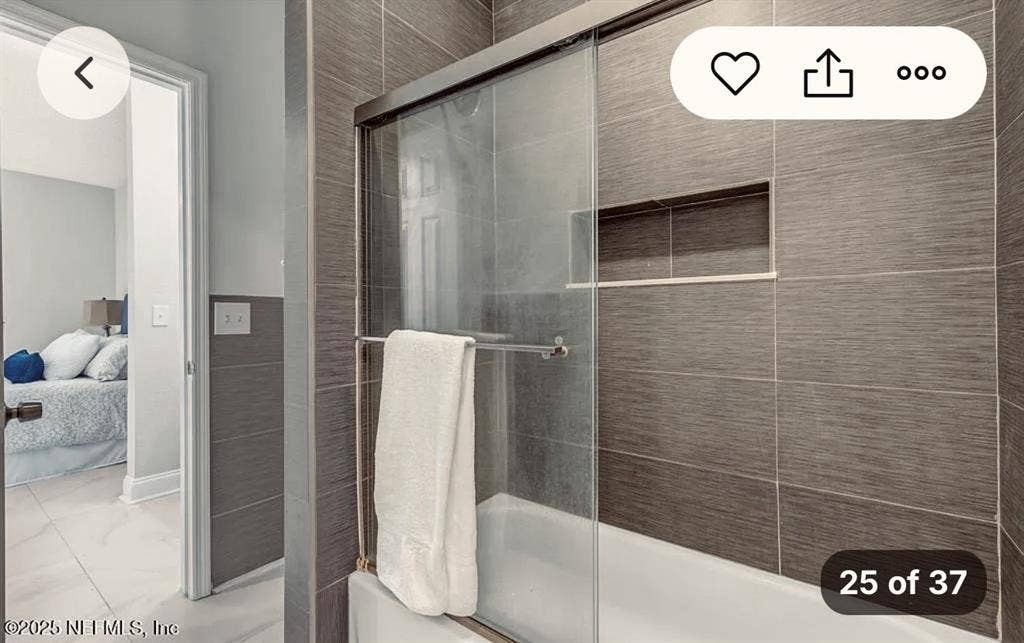 Bedroom Private Bath: Luxury Condo