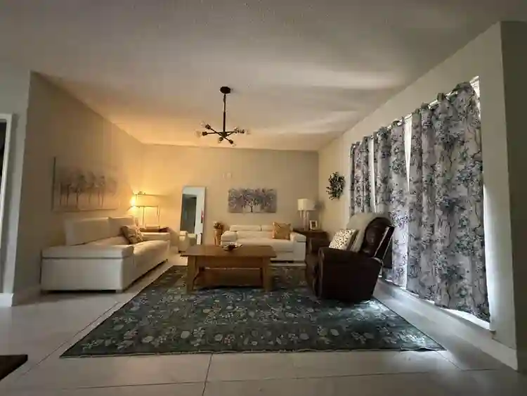 Bedroom Private Bath: Luxury Condo