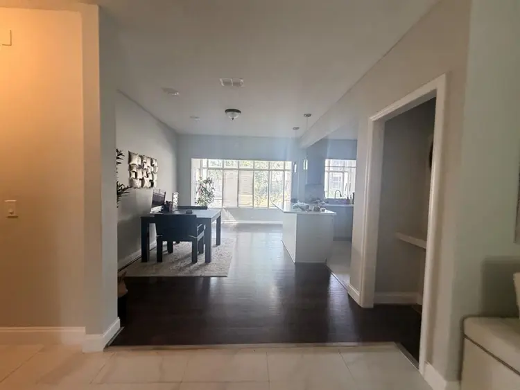 Bedroom Private Bath: Luxury Condo