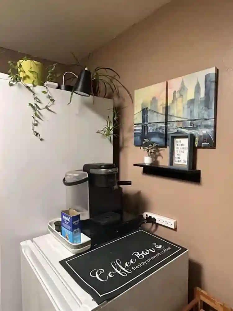 Peaceful House - Furnished Bedroom