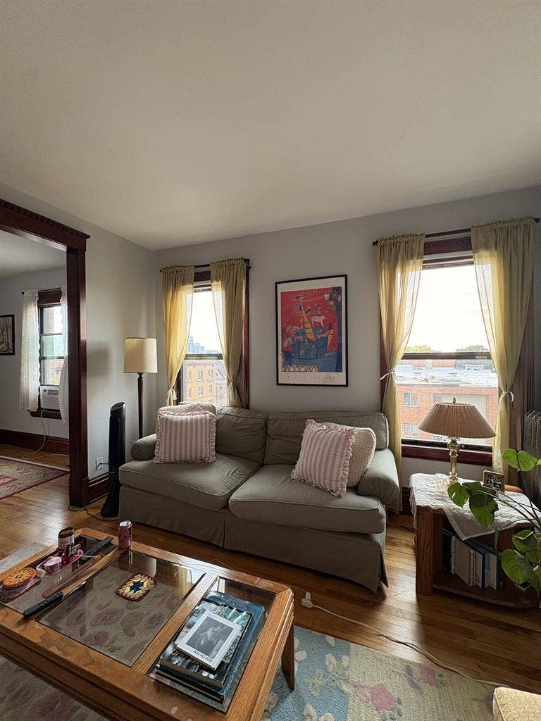1 Bed 1 Bath Apartment