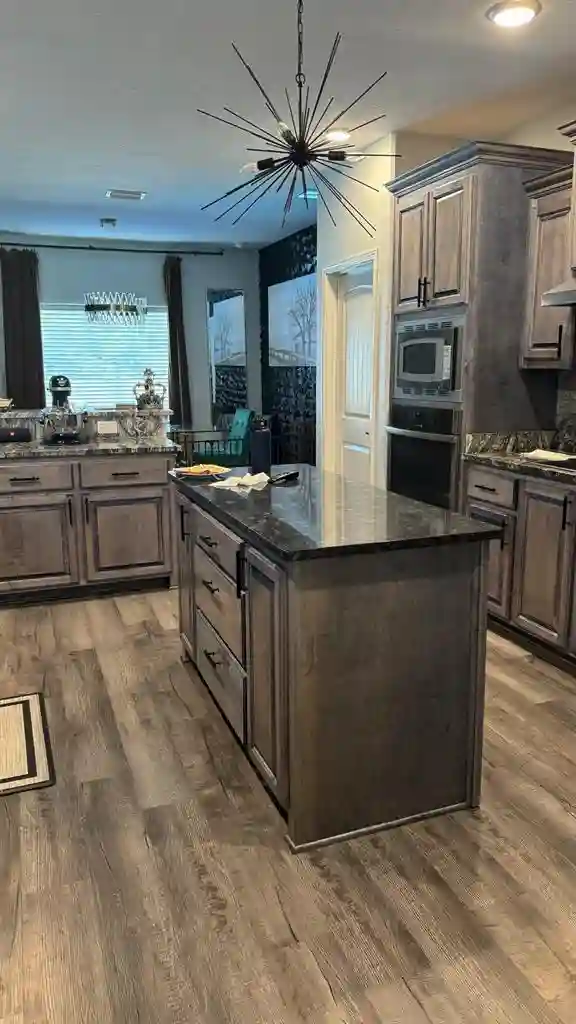 Large room for rent/ with pool