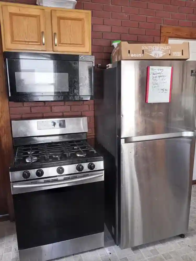 Room for Rent available October 7th