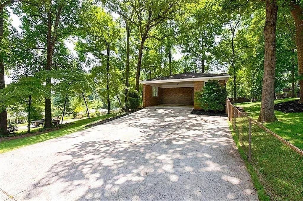 4 BR in Kennesaw
