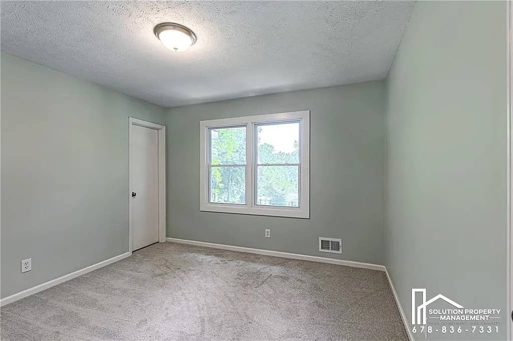 4 BR in Kennesaw